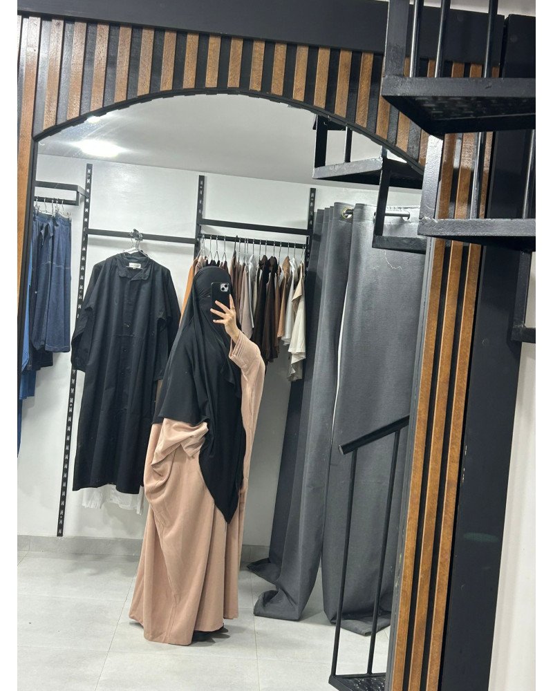 عباءة أنيقة